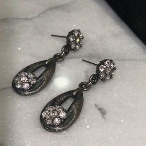 Dainty Antiqued Silver Crystal Drop Earrings-Boutique